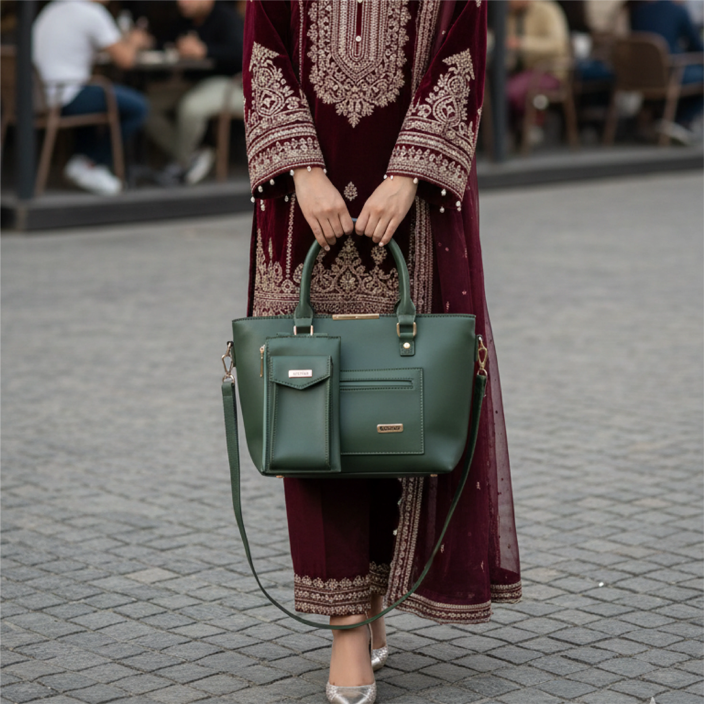 The 2-in-1 Daily Carryall